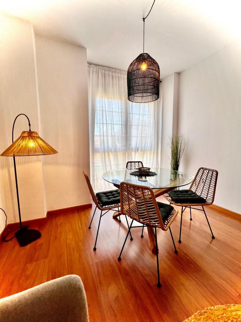 Homely Malaga Av Rosaleda Centro Historico エクステリア 写真